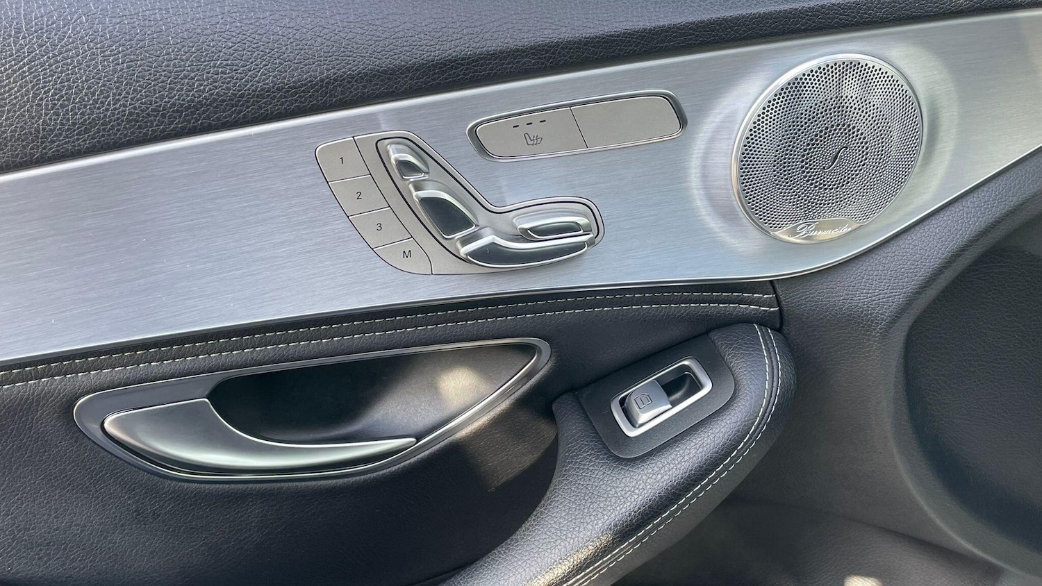 Used Mercedes-Benz C Class 2015 for sale - 77440736: Photo 24