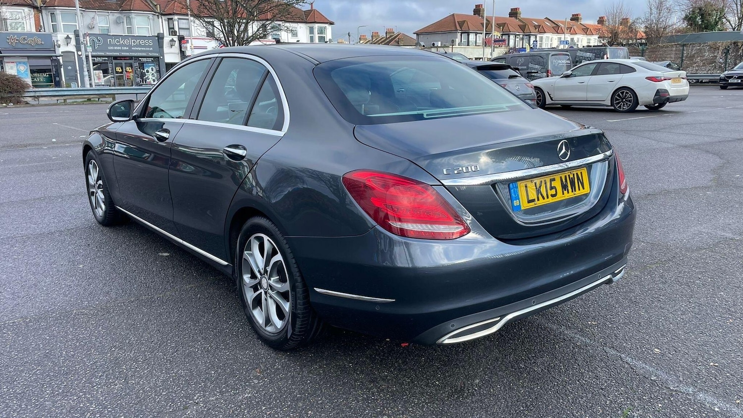 Used Mercedes-Benz C Class 2015 for sale - 77440736: Photo 4