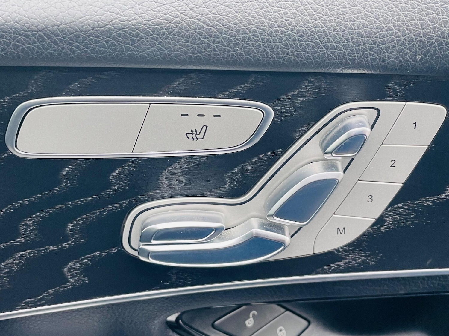 Used Mercedes-Benz GLC for sale - 76727241: Photo 23