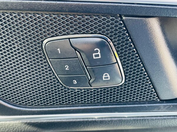 Used Ford S-Max 2017 for sale - 76108693: Photo 24
