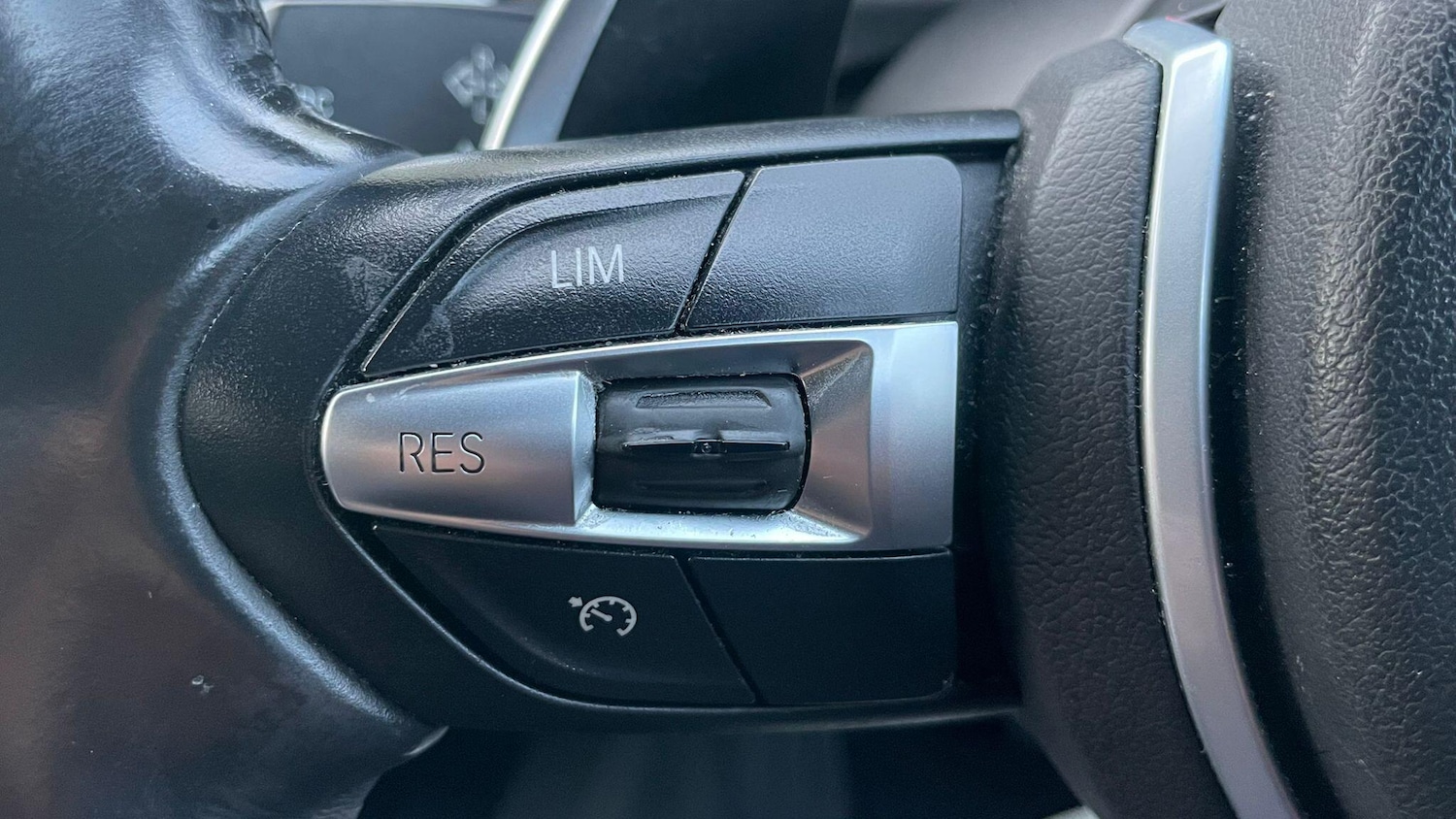 Used BMW 3 Series 2018 for sale - 78062779: Photo 19