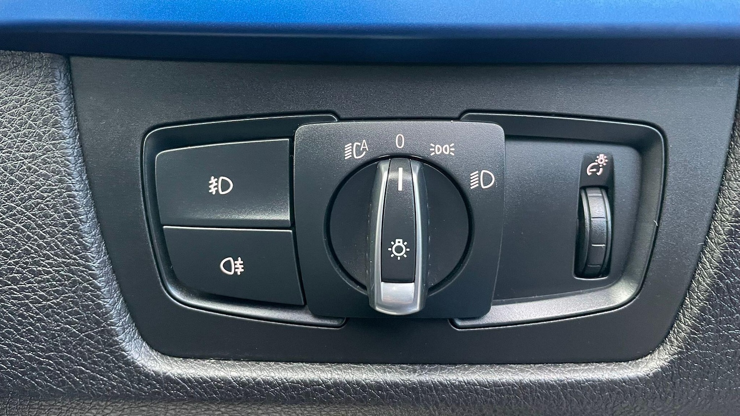 Used BMW 3 Series 2018 for sale - 78062779: Photo 23