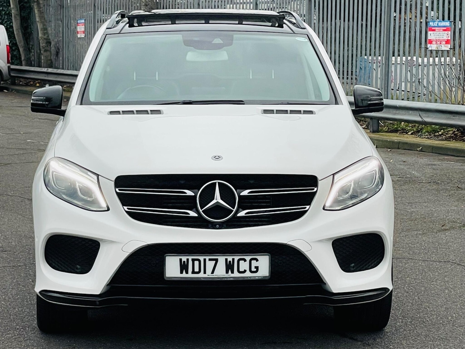 Used Mercedes-Benz GLE 2017 for sale - 76976072: Photo 2