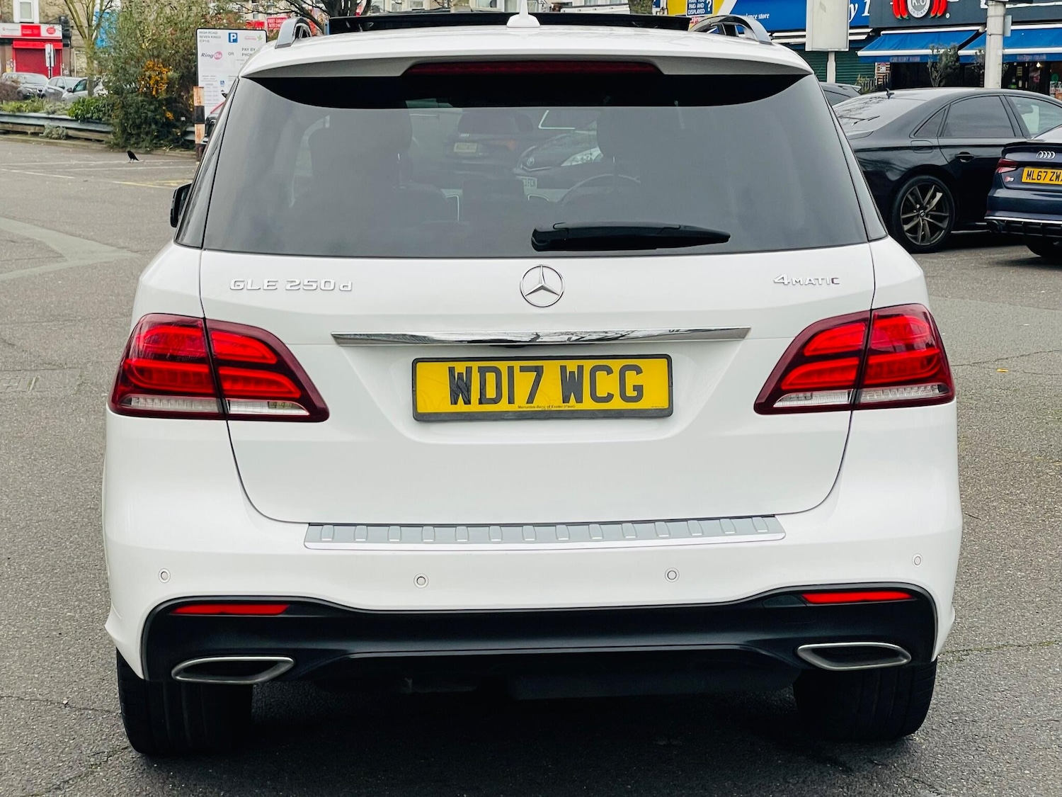 Used Mercedes-Benz GLE 2017 for sale - 76976072: Photo 8