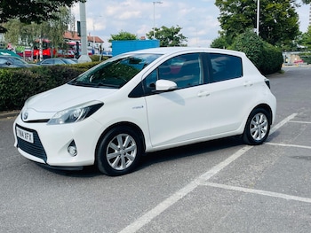 Used Toyota Yaris 2014 for sale - 79292550: Photo
