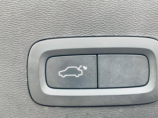 Used Volvo XC40 2021 for sale - 76174854: Photo 23