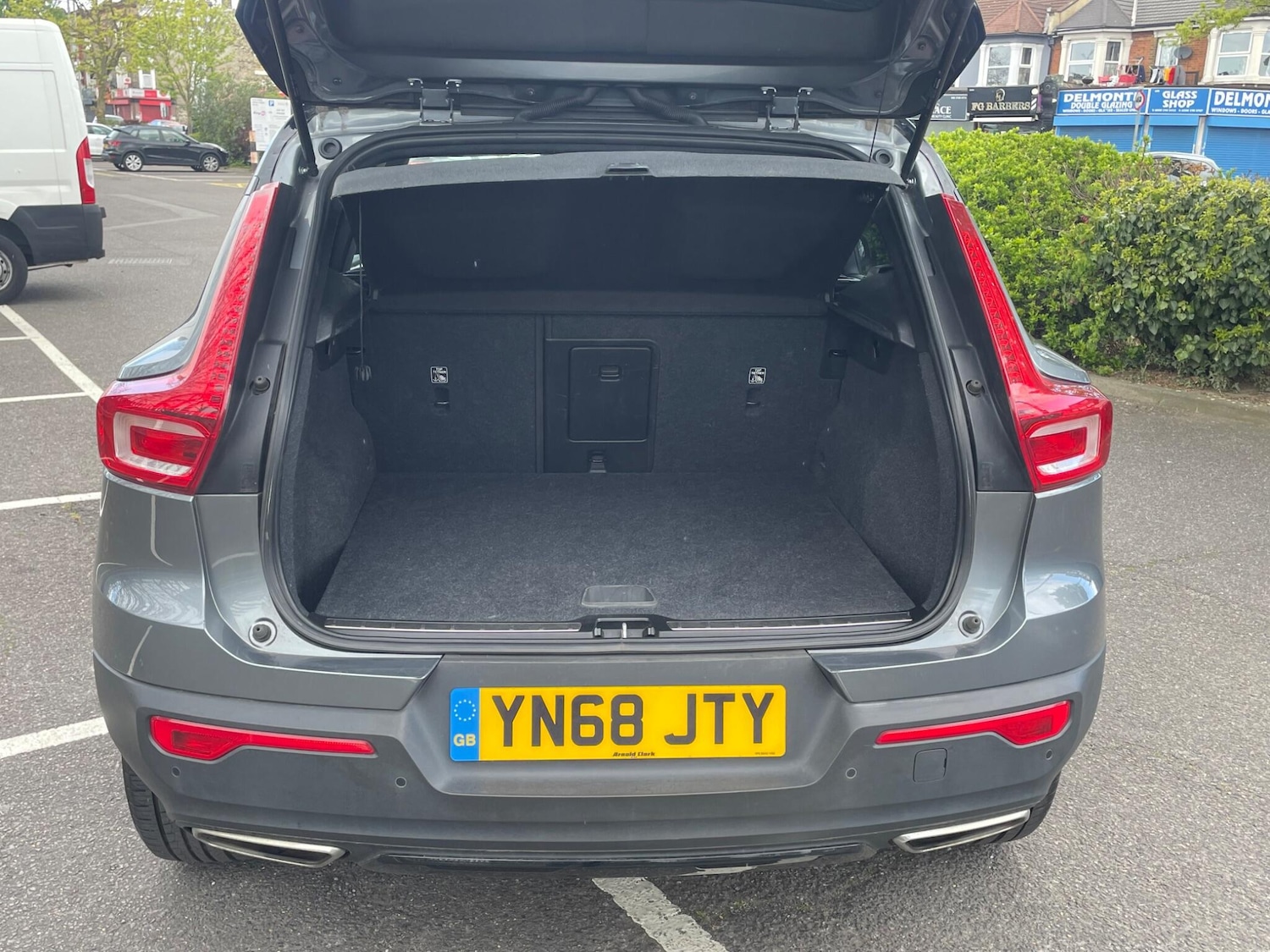 Used Volvo XC40 2018 for sale - 78220304: Photo 15