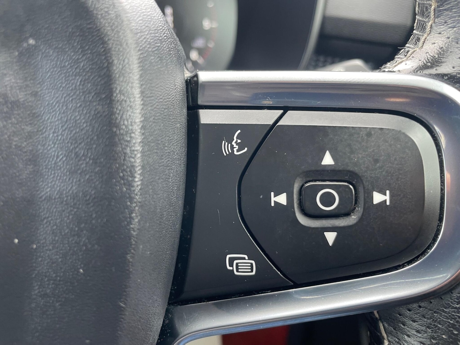 Used Volvo XC40 2018 for sale - 78220304: Photo 22