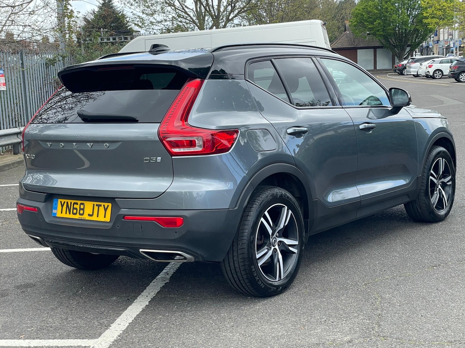 Used Volvo XC40 2018 for sale - 78220304: Photo 9