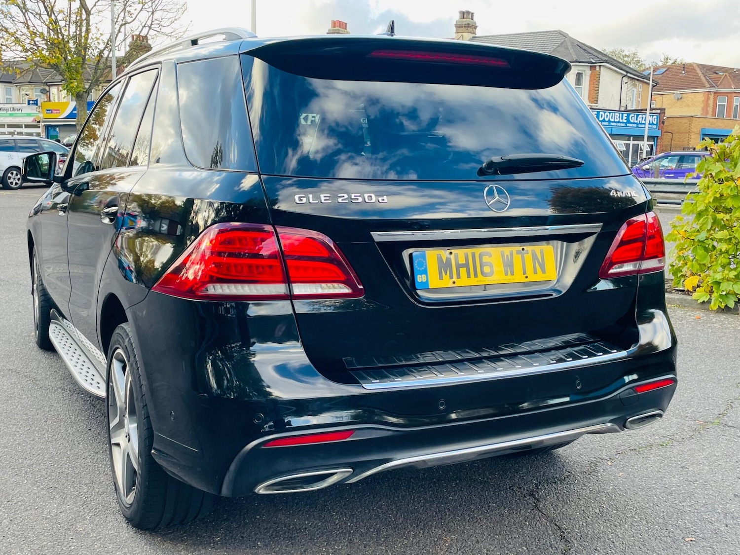 Used Mercedes-Benz GLE 2016 for sale - 76370232: Photo 8