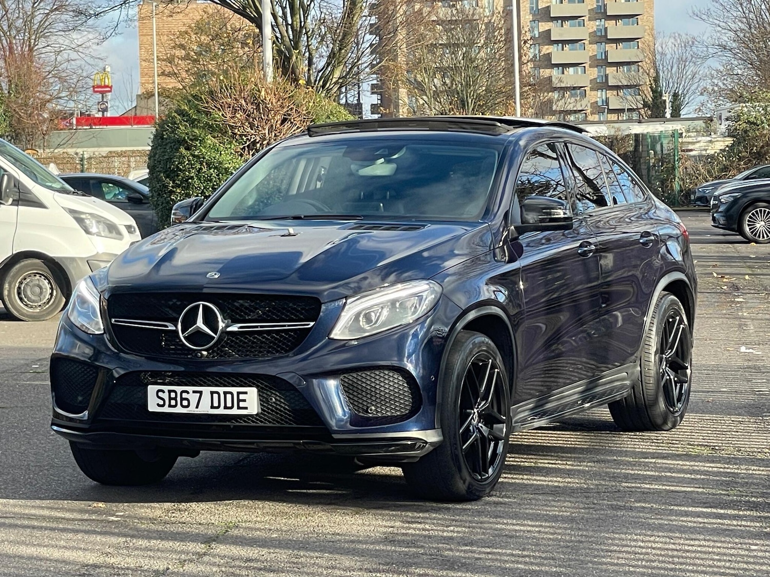 Used Mercedes-Benz GLE 2017 for sale - 76913887: Photo 4