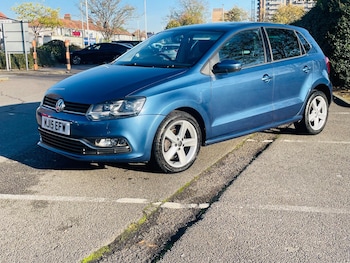 Used Volkswagen Polo 2015 for sale - 76728472: Photo