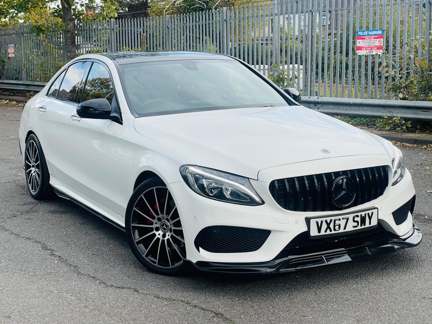 Used Mercedes-Benz C Class 2017 for sale - 76349302: Photo 1