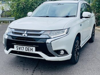Used Mitsubishi Outlander 2017 for sale - 76633434: Photo