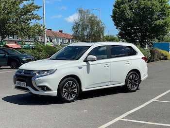 Used Mitsubishi Outlander 2015 for sale - 78934860: Photo