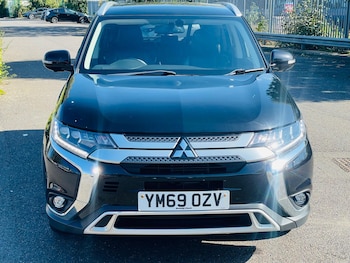 Used Mitsubishi Outlander 2020 for sale - 76122990: Photo 2