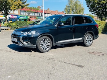 Used Mitsubishi Outlander 2020 for sale - 76122990: Photo 4