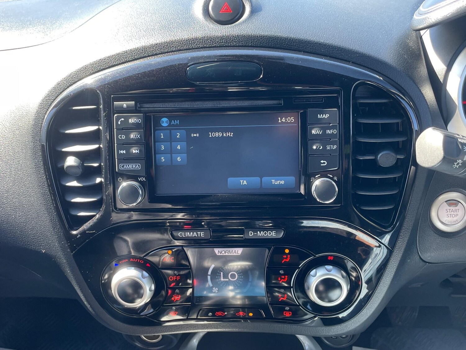 Used Nissan Juke 2014 for sale - 78156870: Photo 25