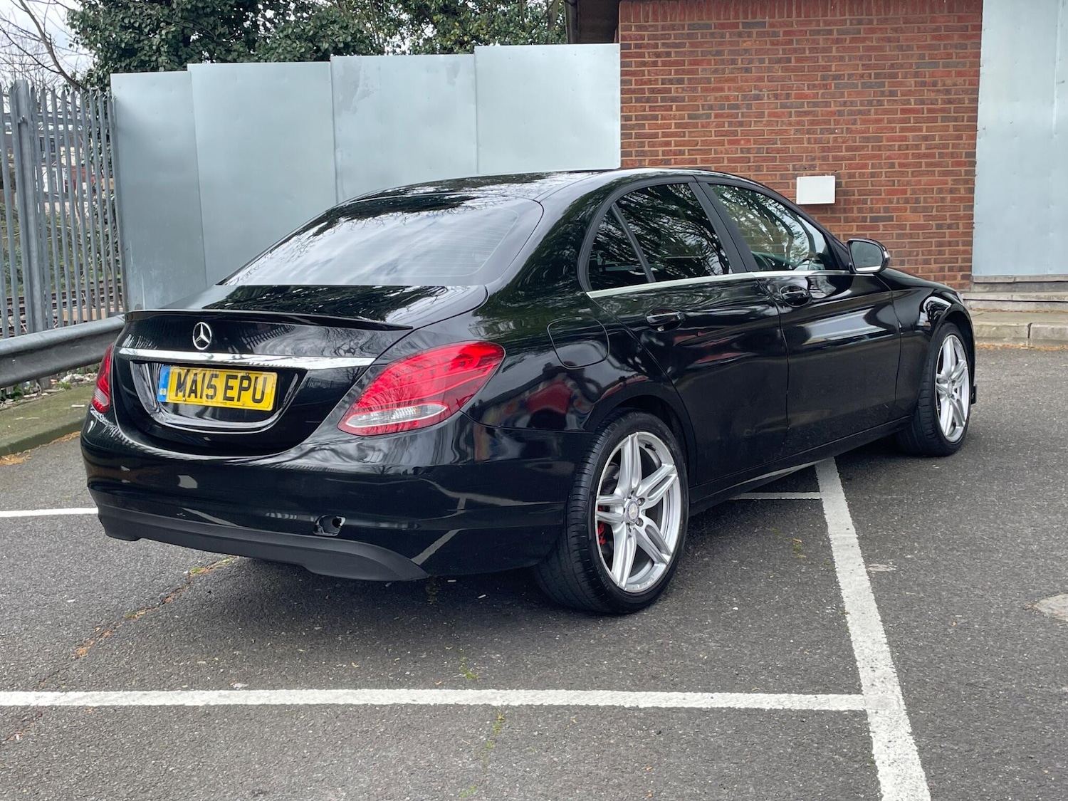 Used Mercedes-Benz C Class 2015 for sale - 78101280: Photo 6