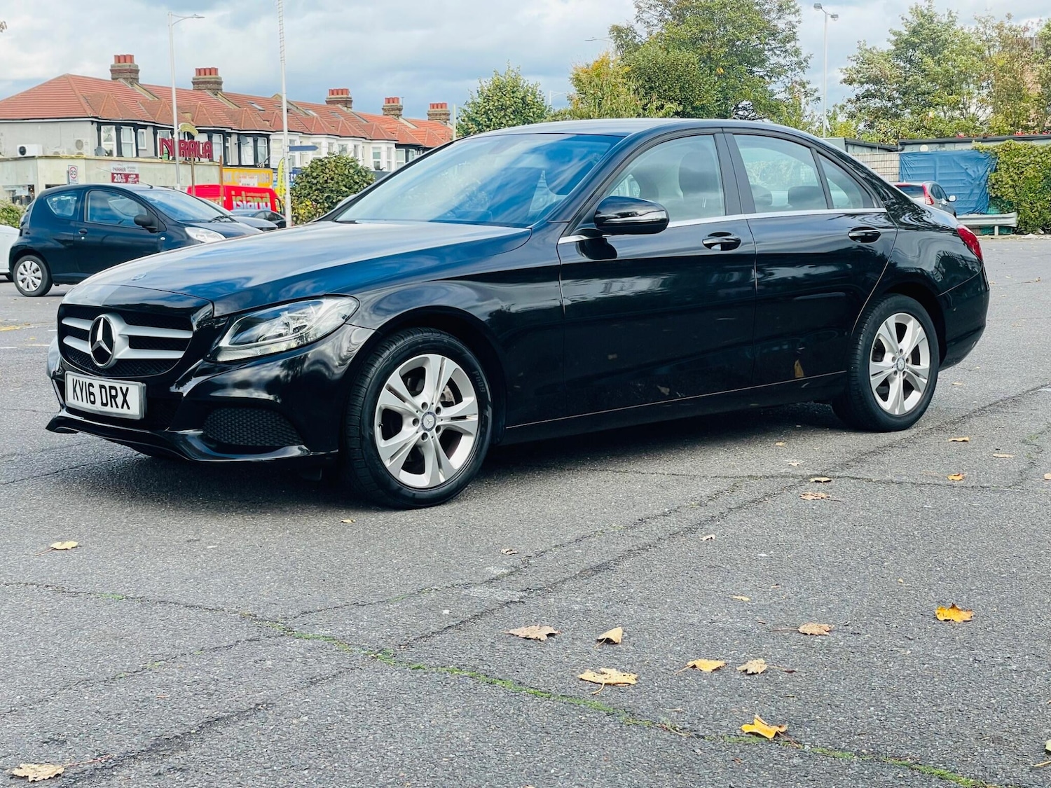 Used Mercedes-Benz C Class 2016 for sale - 76336335: Photo 5