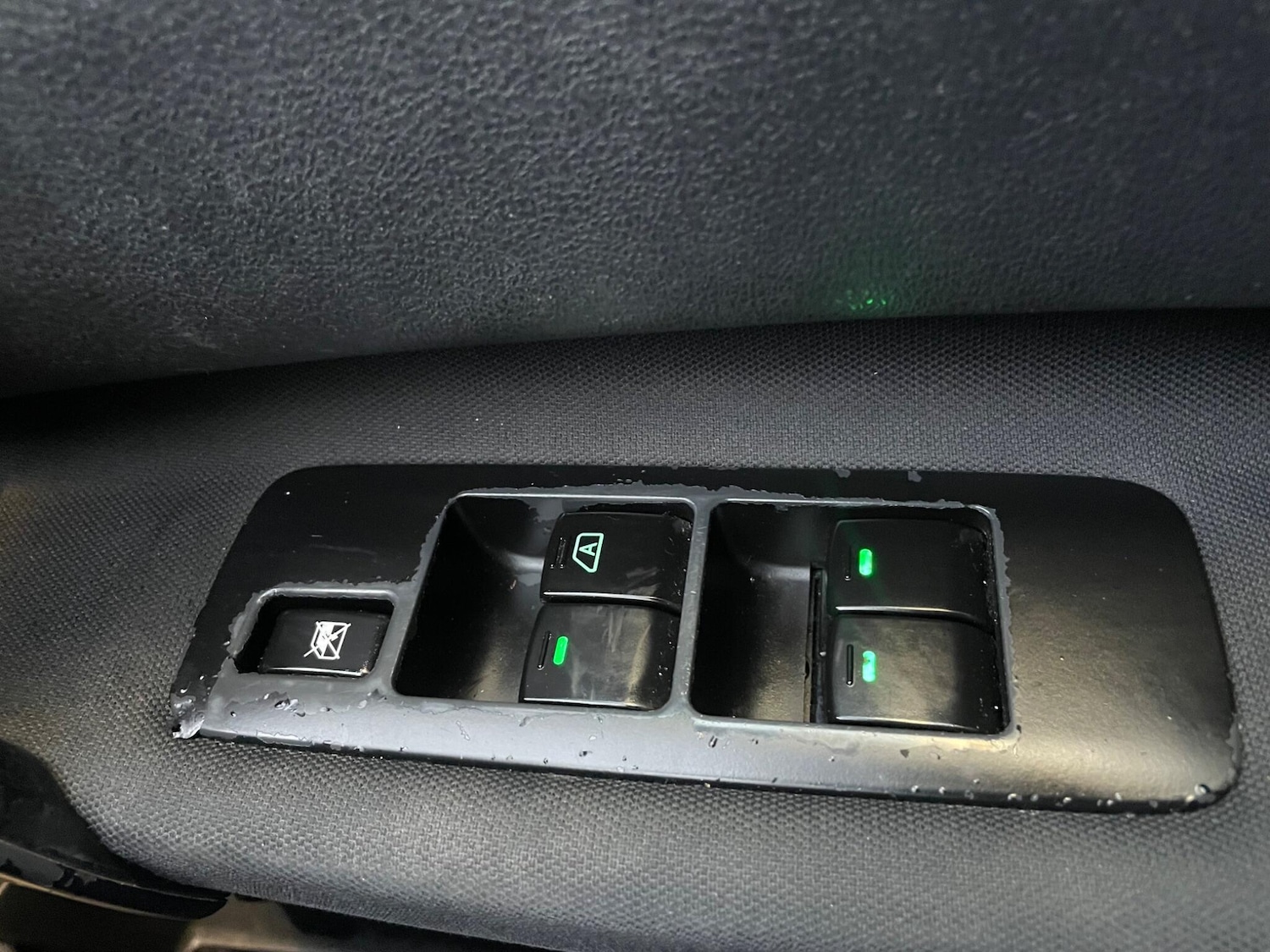 Used Nissan Qashqai 2012 for sale - 76994651: Photo 16