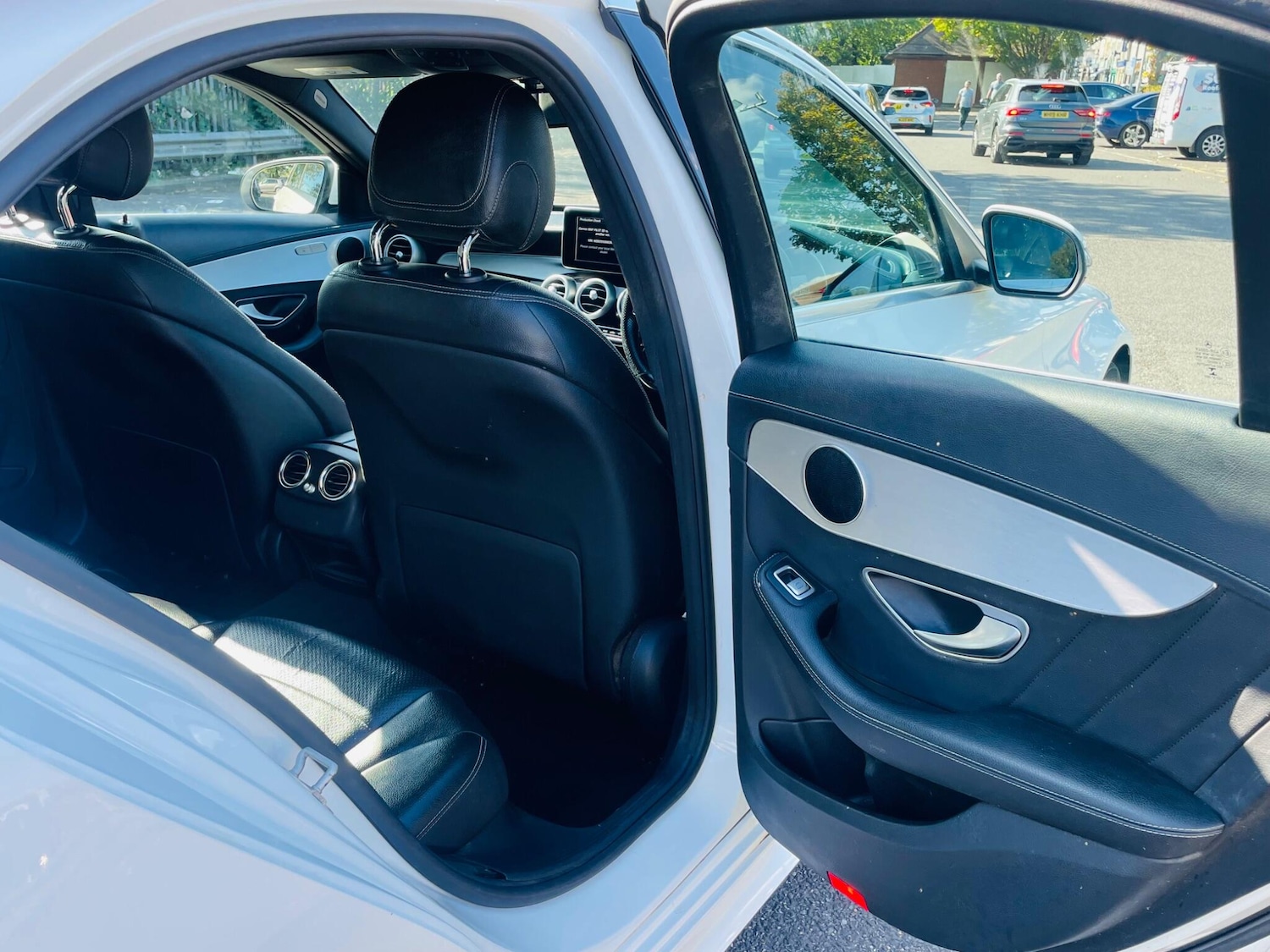 Used Mercedes-Benz C-Class 2015 for sale - 76121262: Photo 13