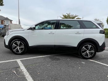 Used Peugeot 5008 2020 for sale - 79767236: Photo