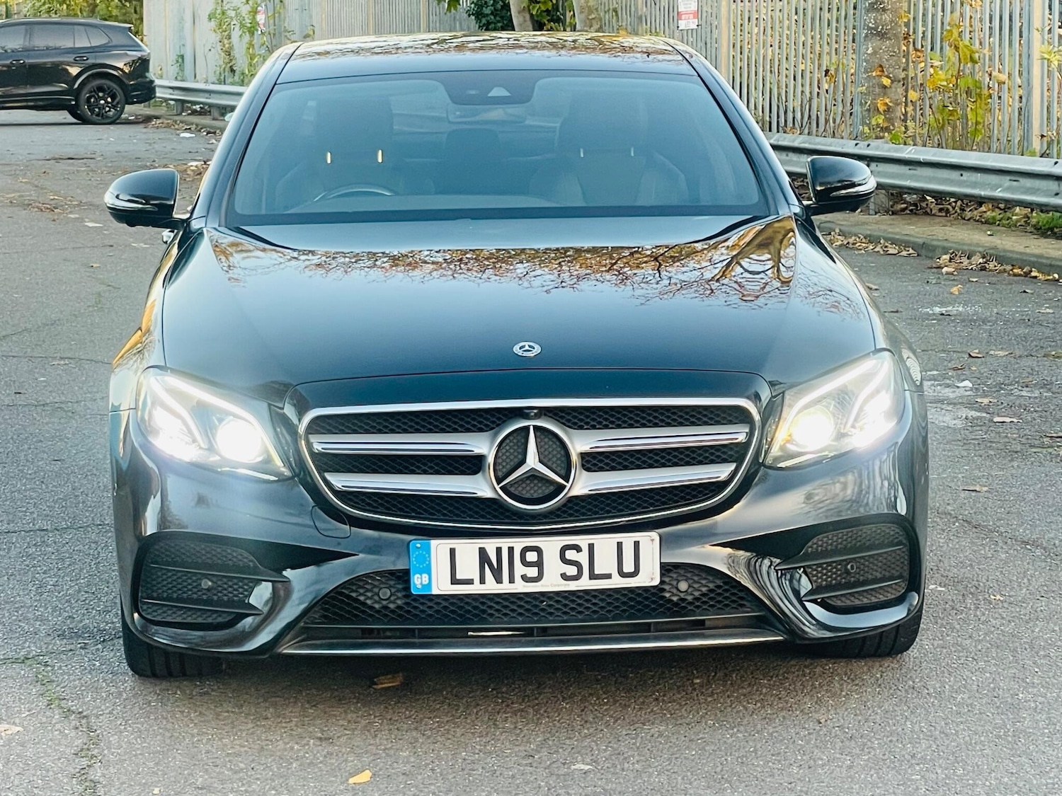 Used Mercedes-Benz E Class 2019 for sale - 76608124: Photo 2