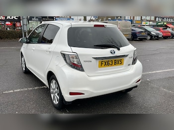 Used Toyota Yaris 2013 for sale - 77020953: Photo
