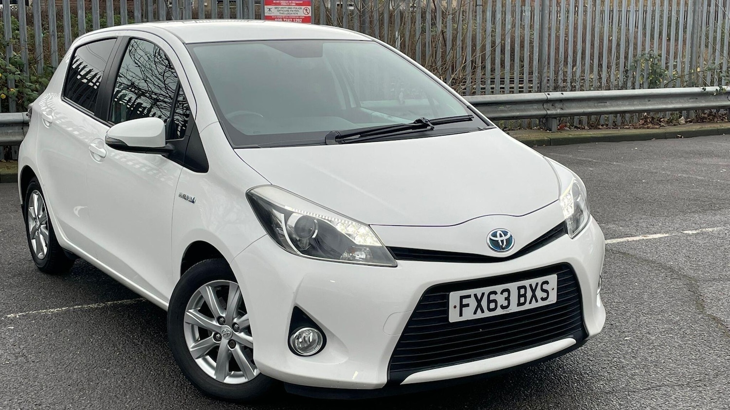 Used Toyota Yaris 2013 for sale - 77020953: Photo 5