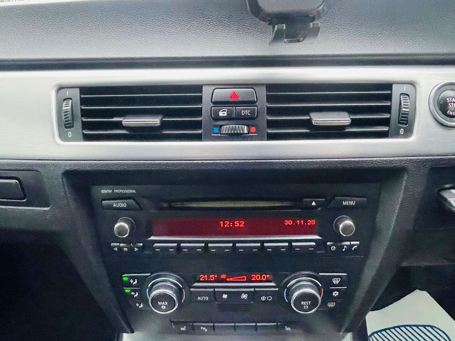 Used BMW 3 Series 2010 for sale - 76898808: Photo 24