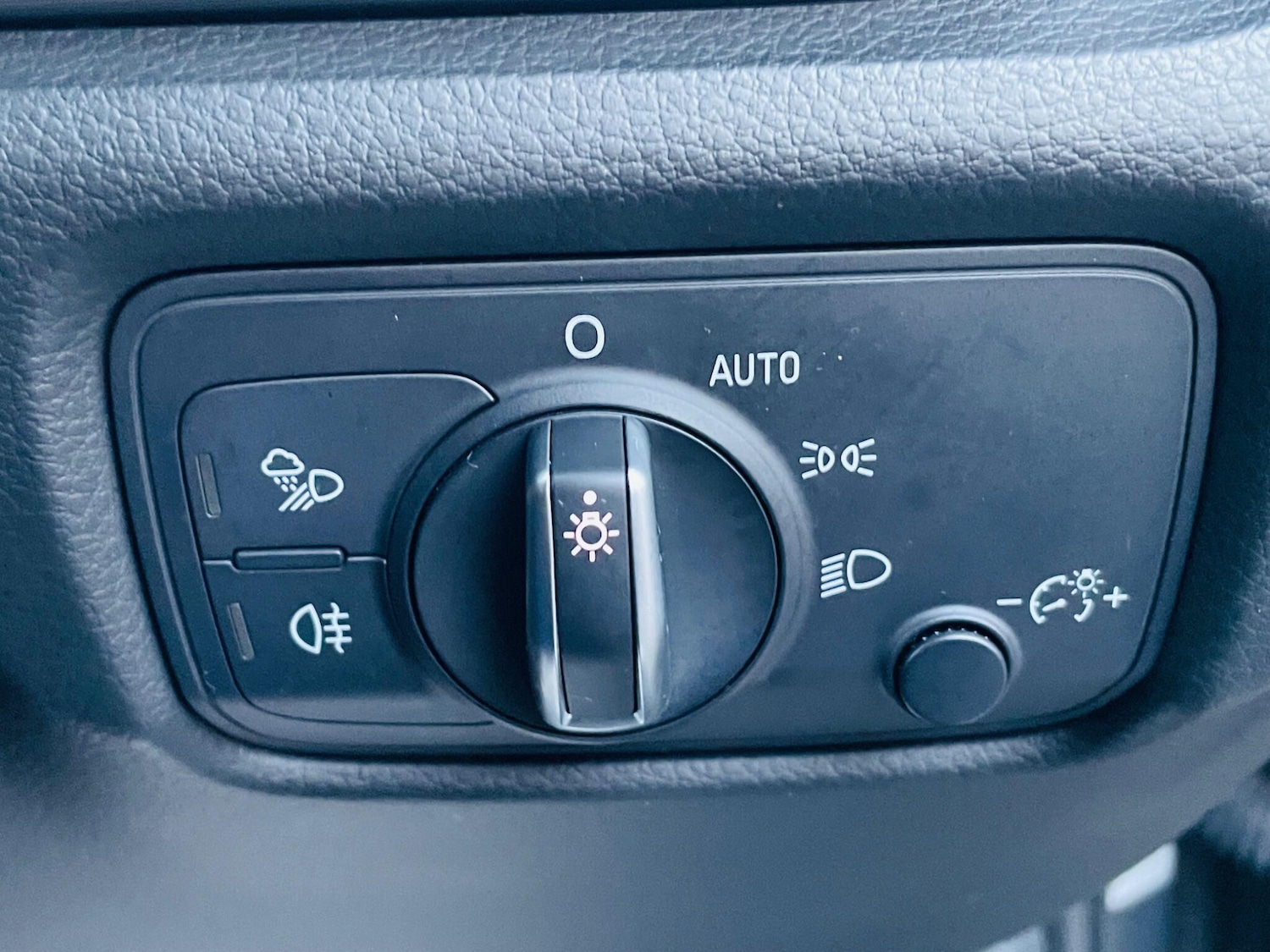 Used Audi A3 2016 for sale - 76484715: Photo 21