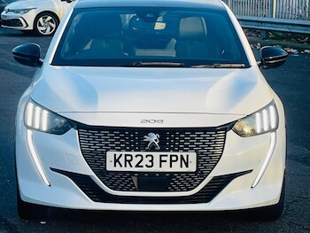 Used Peugeot 208 2023 for sale - 76786432: Photo
