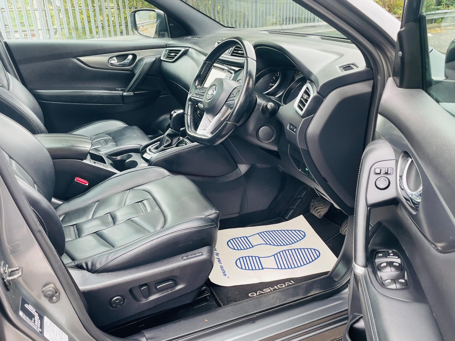 Used Nissan Qashqai for sale - 76995426: Photo 16