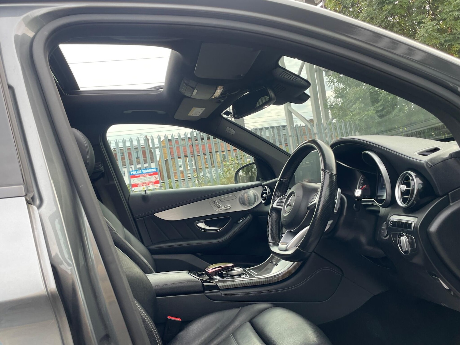Used Mercedes-Benz GLC 2016 for sale - 76152082: Photo 18