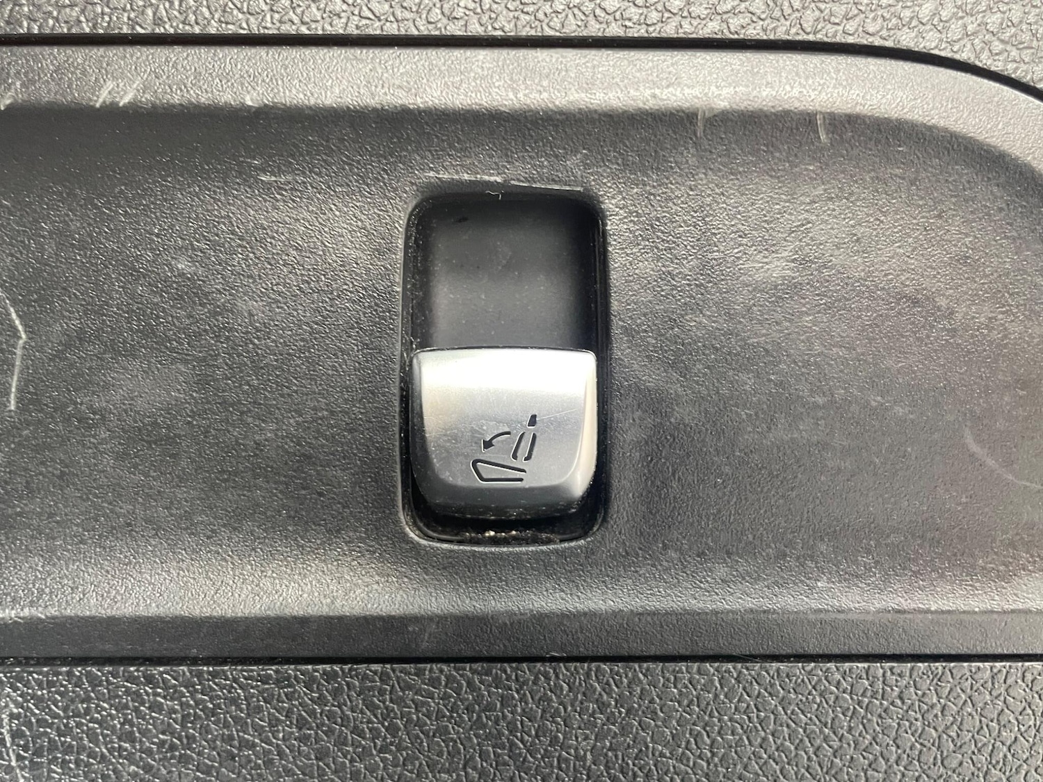 Used Mercedes-Benz GLC 2016 for sale - 76152082: Photo 24