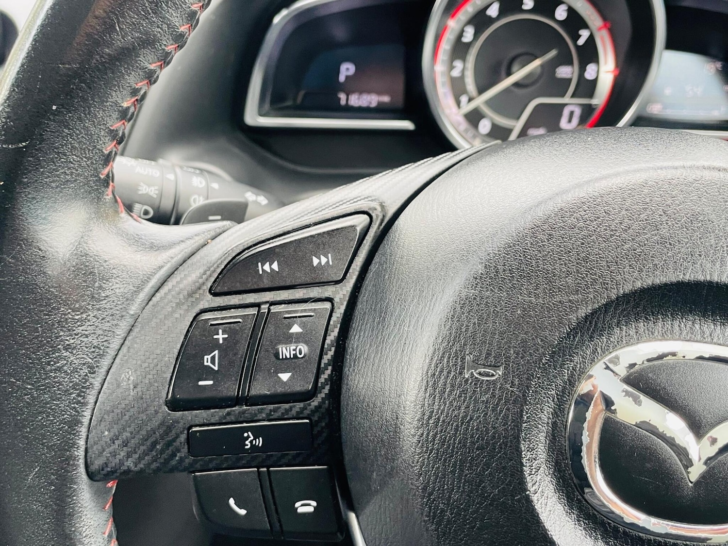 Used Mazda Mazda3 2014 for sale - 76440572: Photo 25