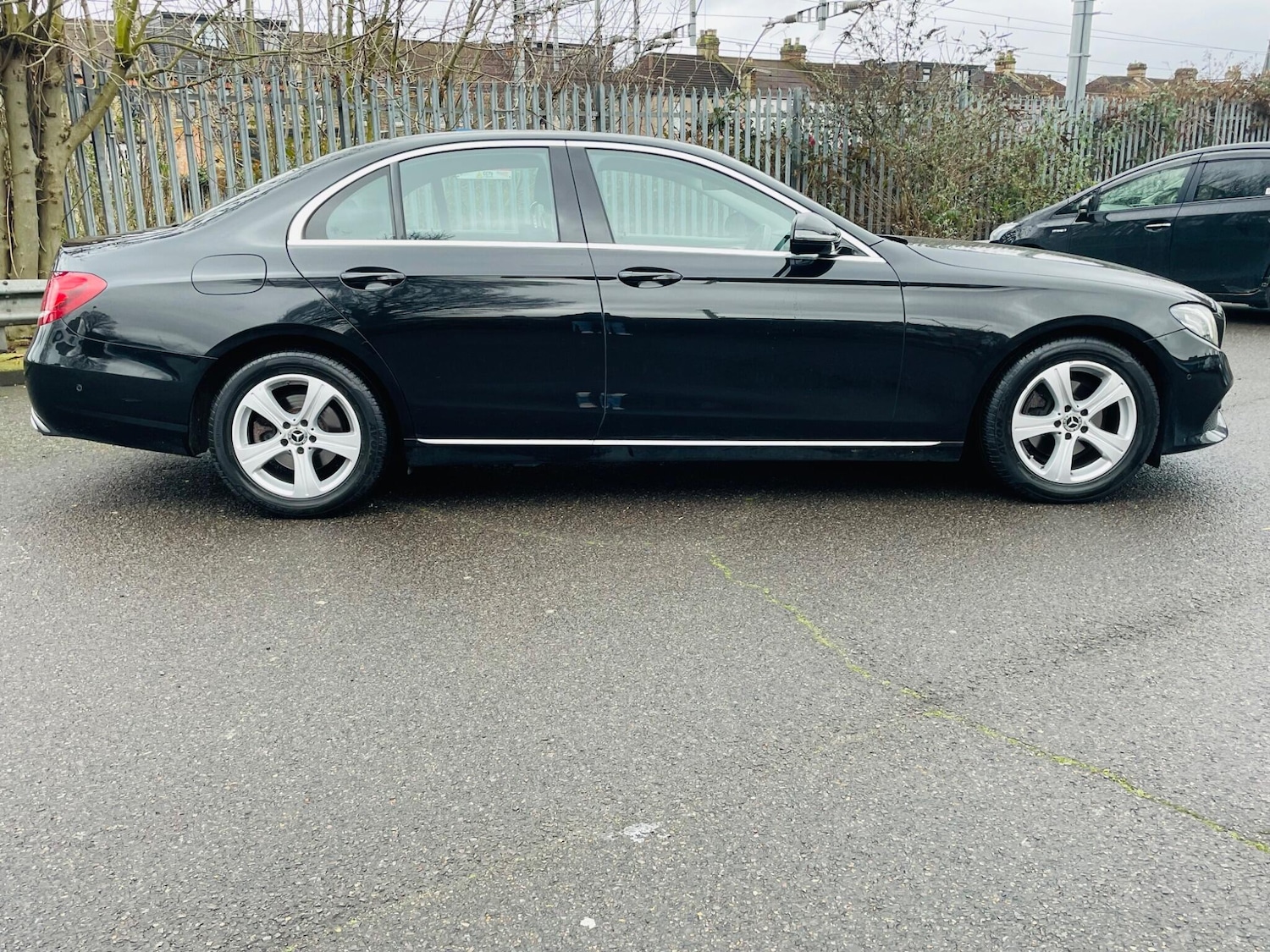 Used Mercedes-Benz E Class 2017 for sale - 77549430: Photo 12