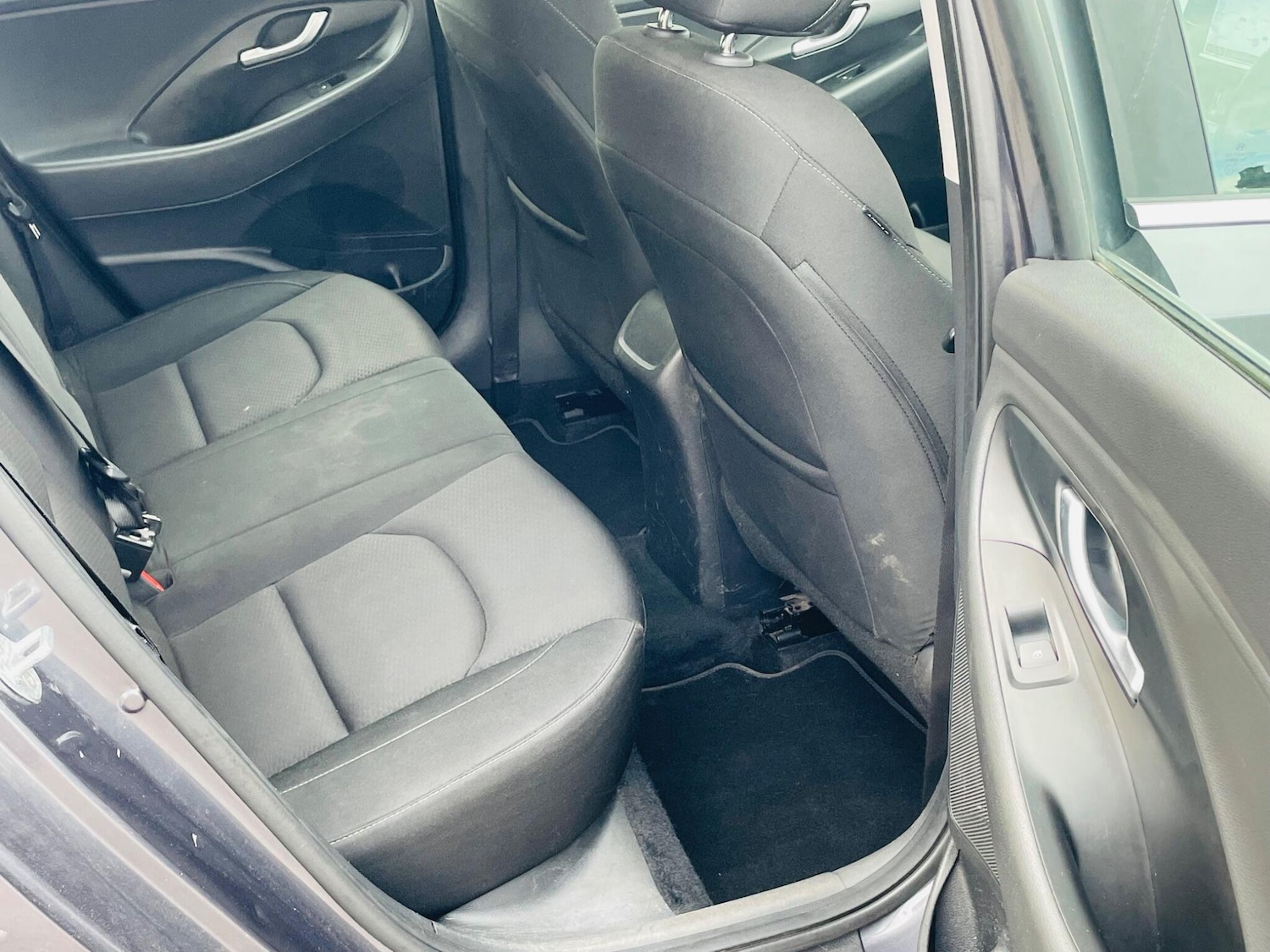 Used Hyundai i30 2017 for sale - 76472779: Photo 17