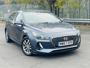 Used Hyundai i30 2017 for sale - 76472779: Photo