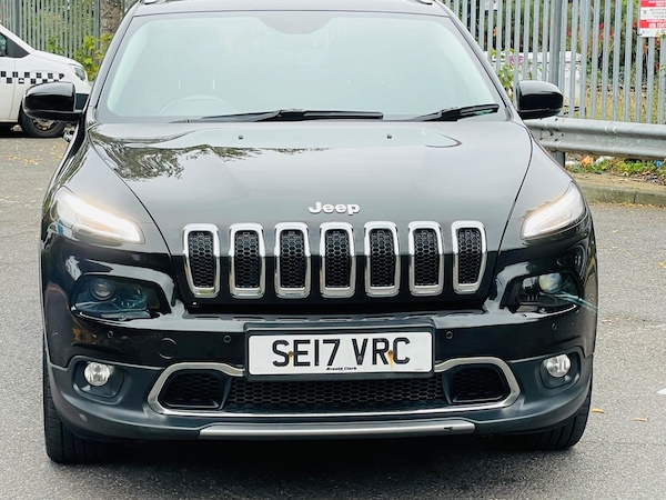 Used Jeep Cherokee 2017 for sale - 76259428: Photo 2