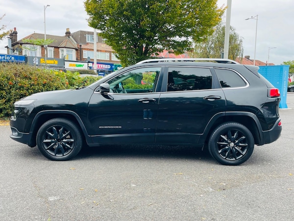 Used Jeep Cherokee 2017 for sale - 76259428: Photo 6