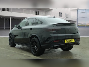 Used Mercedes-Benz GLE 2018 for sale - 77992922: Photo