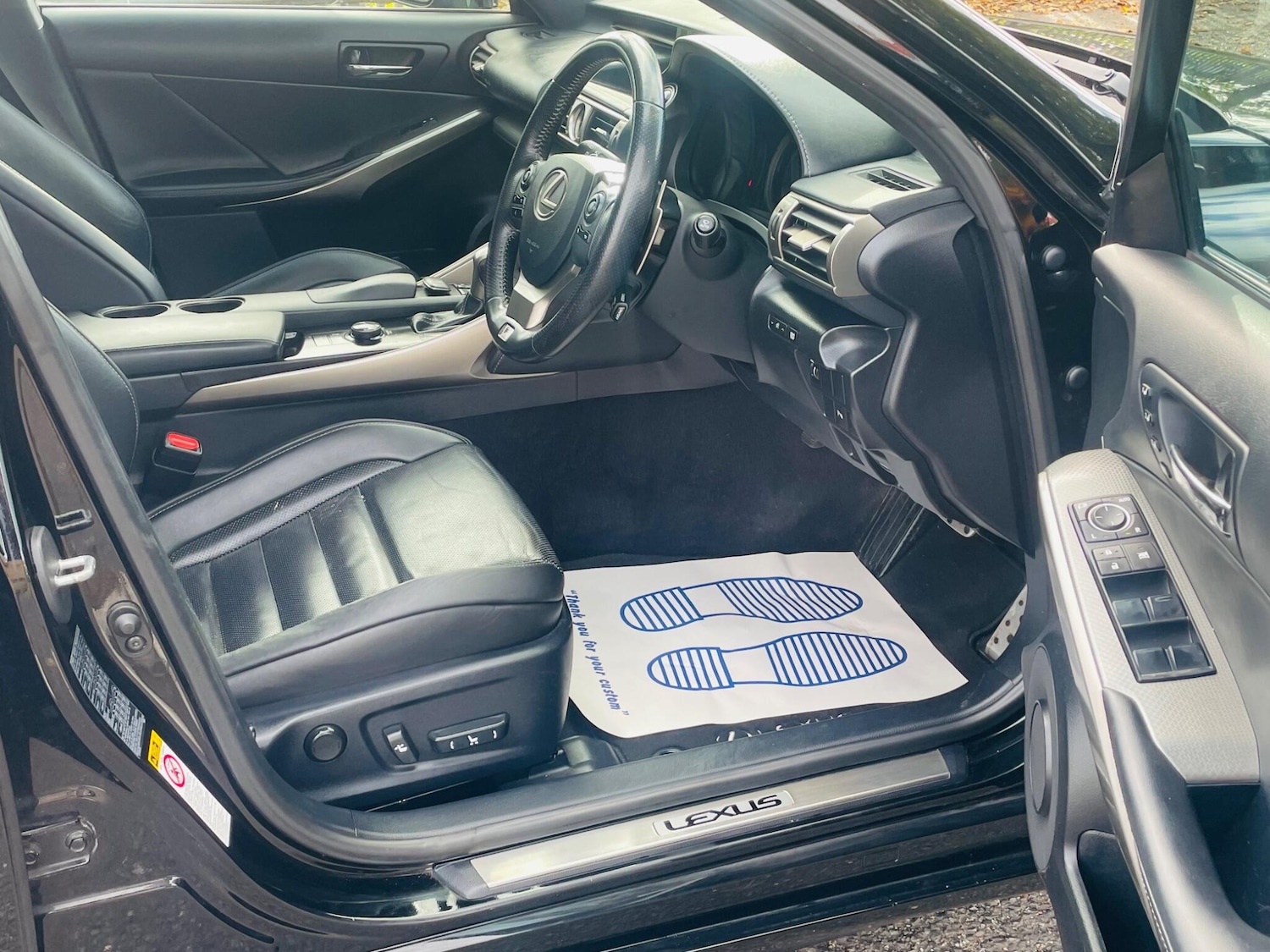 Used Lexus IS for sale - 76336969: Photo 17