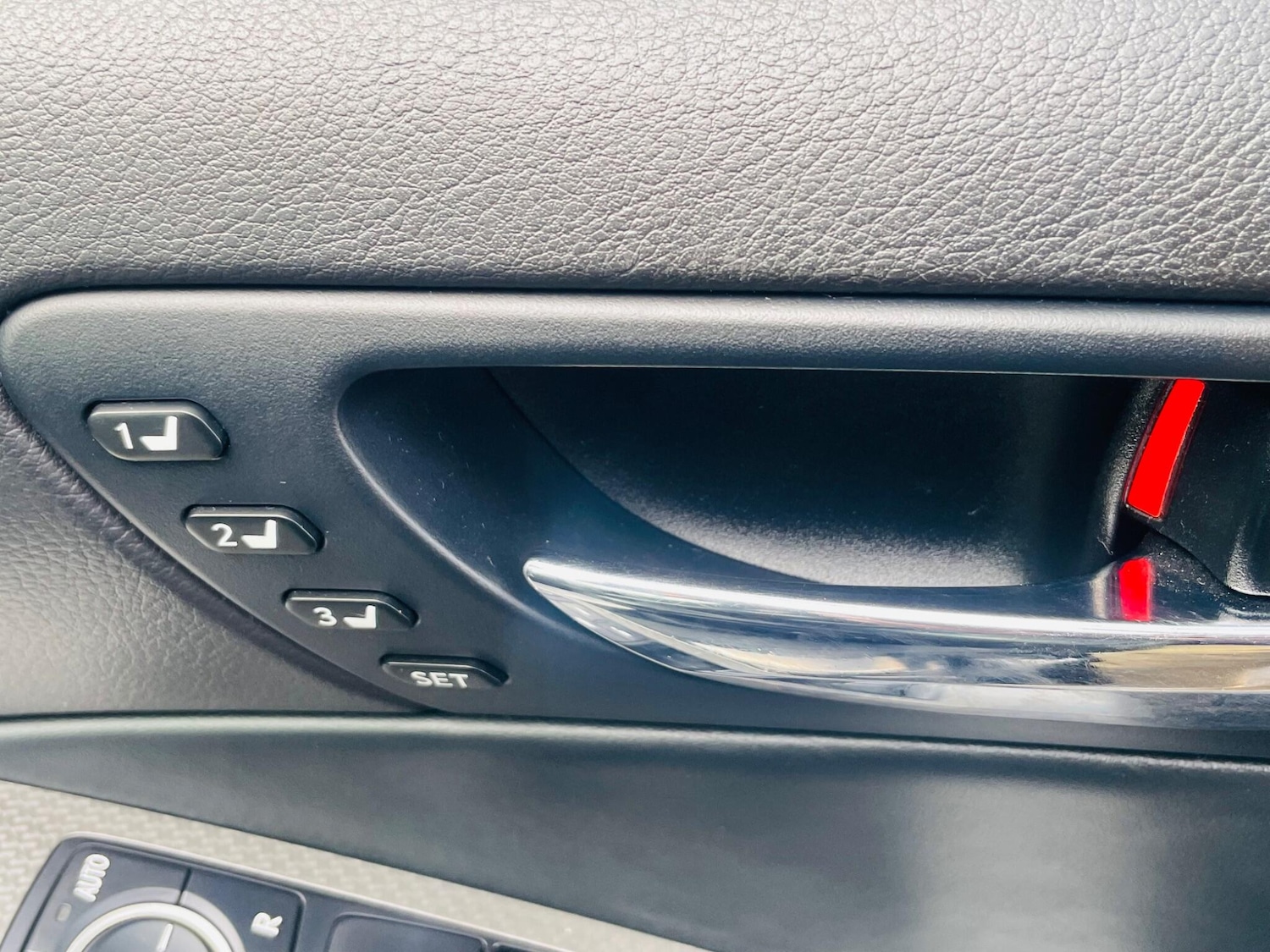 Used Lexus IS for sale - 76336969: Photo 21