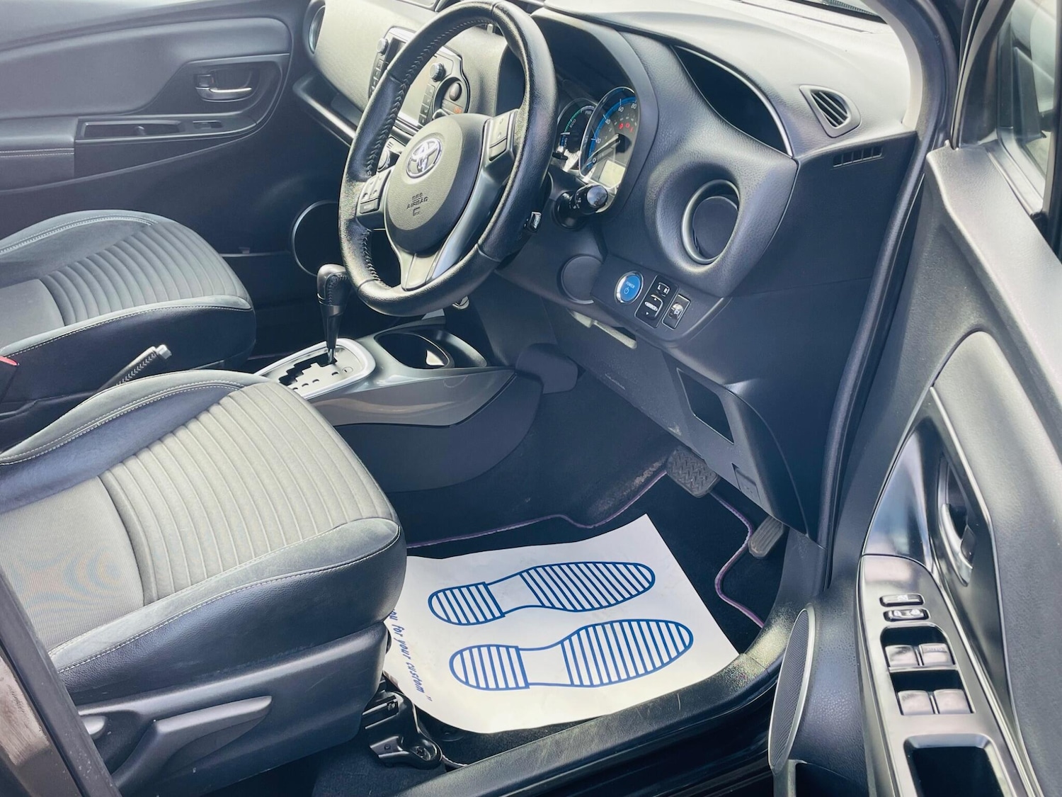 Used Toyota Yaris for sale - 77737247: Photo 11