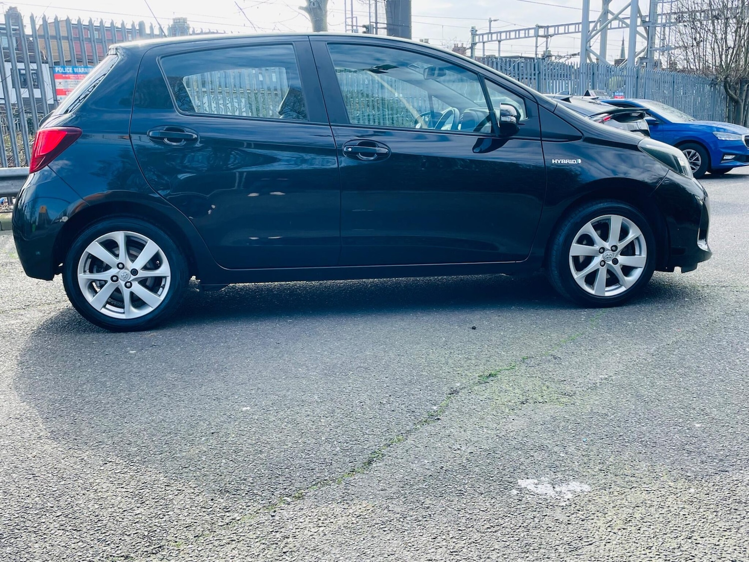 Used Toyota Yaris for sale - 77737247: Photo 14