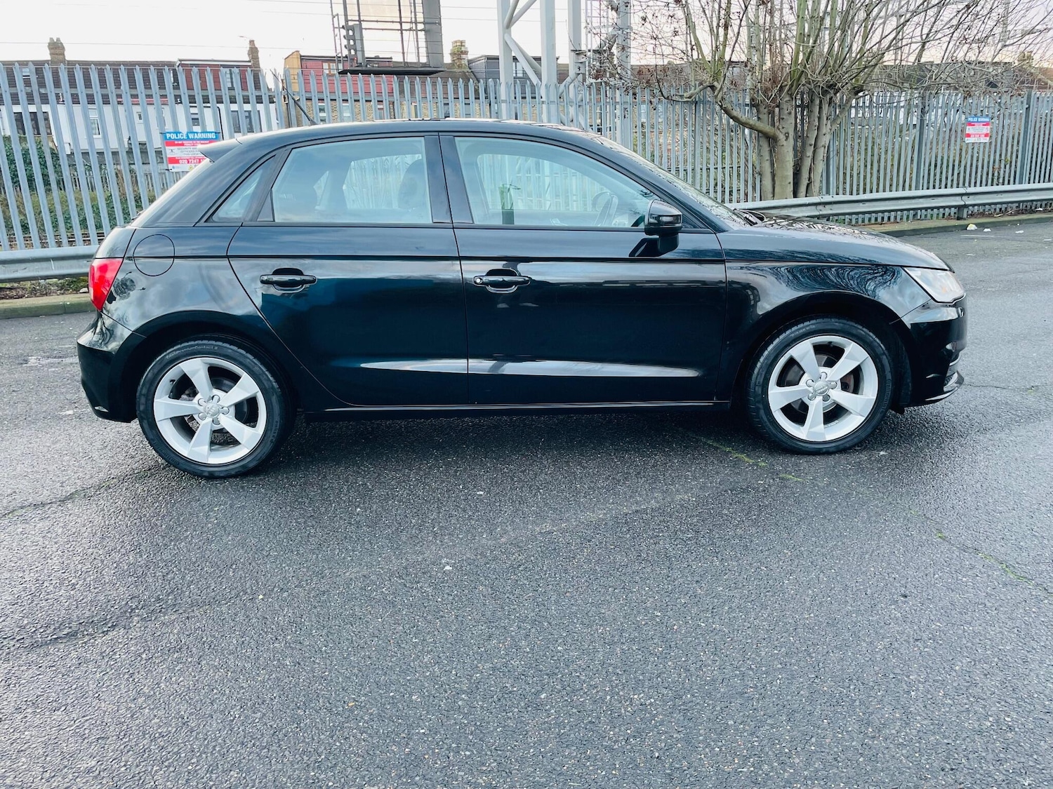 Used Audi A1 for sale - 77174921: Photo 9