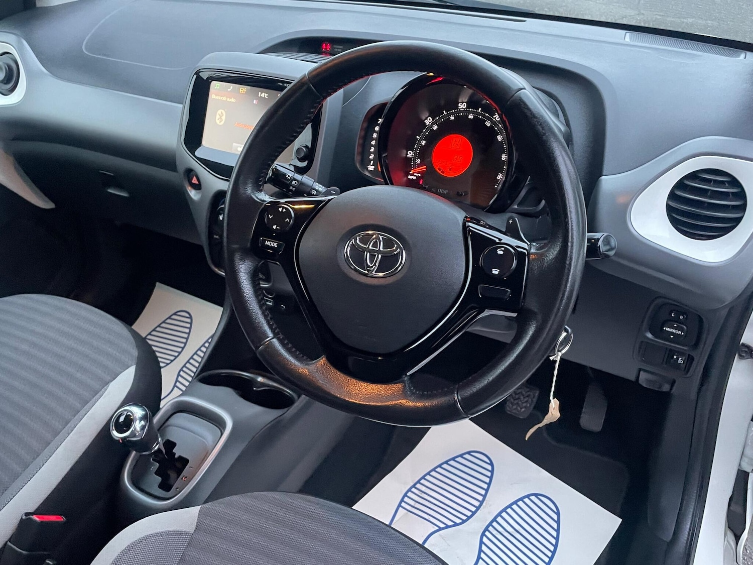 Used Toyota AYGO 2019 for sale - 76887433: Photo 13