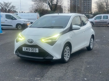 Used Toyota AYGO 2019 for sale - 76887433: Photo